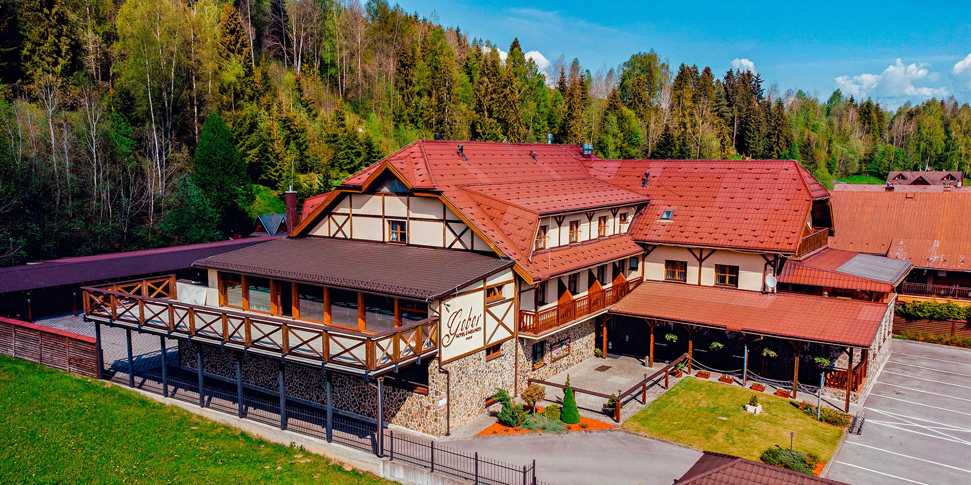 Hotel Gobor